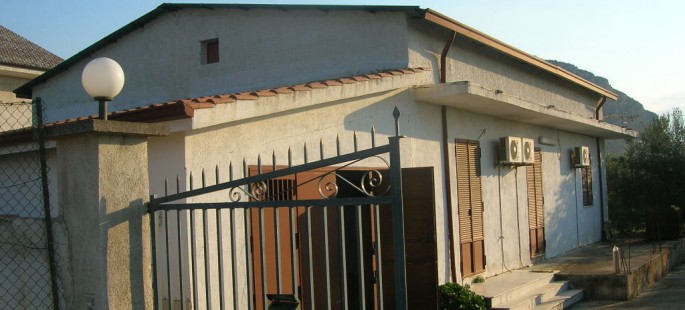 RIF 65 PV ( Villino in Via Corsitti )