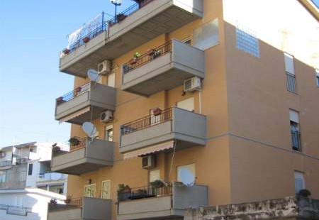 RIF 21 PA ( Appartamento in Via Savonarola)