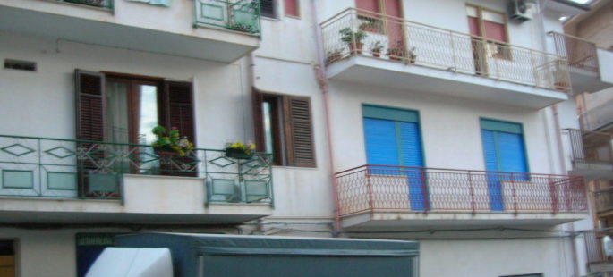 Rif 084 ( Appartamento in Via Vittorio Emanuele )