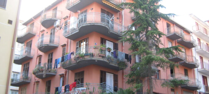 Rif 217 ( Appartamento in Via Vallotta )