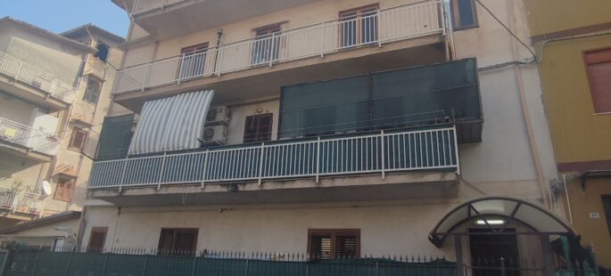 Rif 227 ( Appartamento Grezzo in Via C )